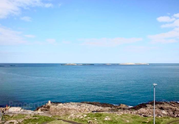 Cosy 3 Bedroom Apartment In Central Portrush With Sea Views Eksteriør bilde