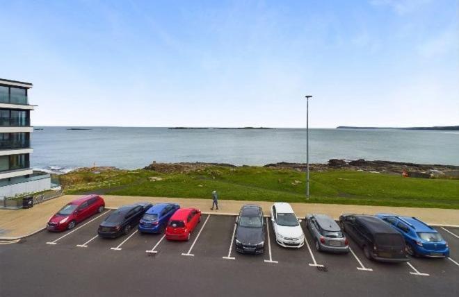 Cosy 3 Bedroom Apartment In Central Portrush With Sea Views Eksteriør bilde