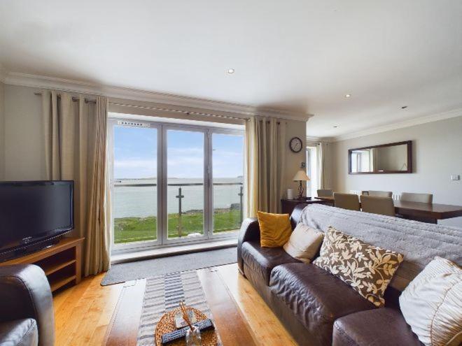 Cosy 3 Bedroom Apartment In Central Portrush With Sea Views Eksteriør bilde